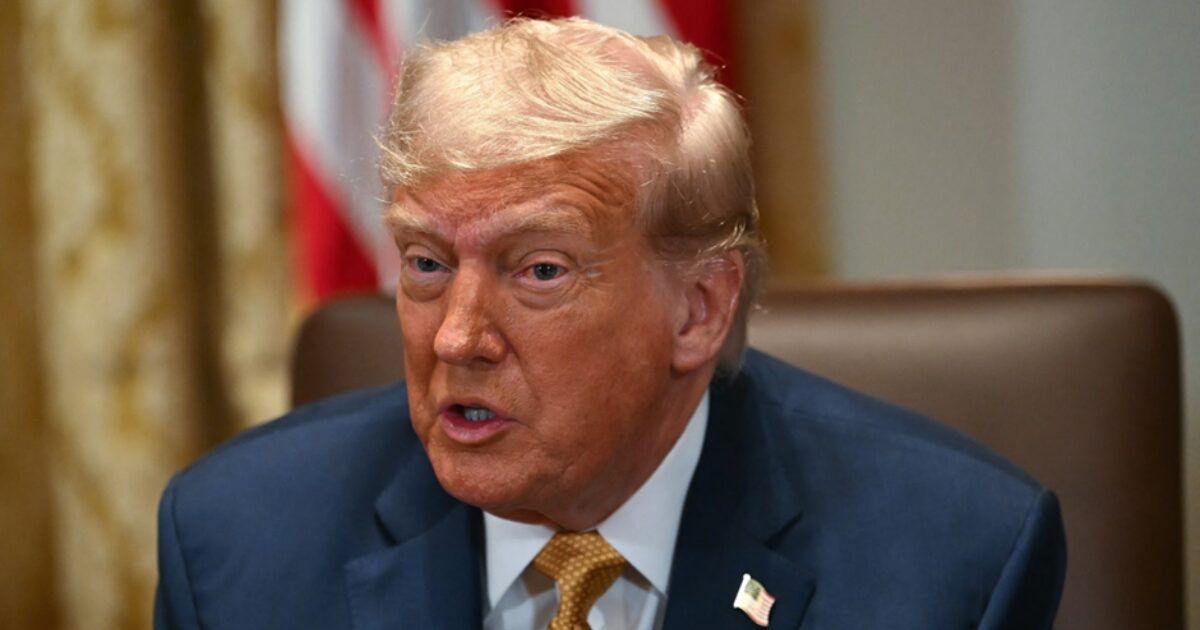 Trump Raises Pressure on Putin