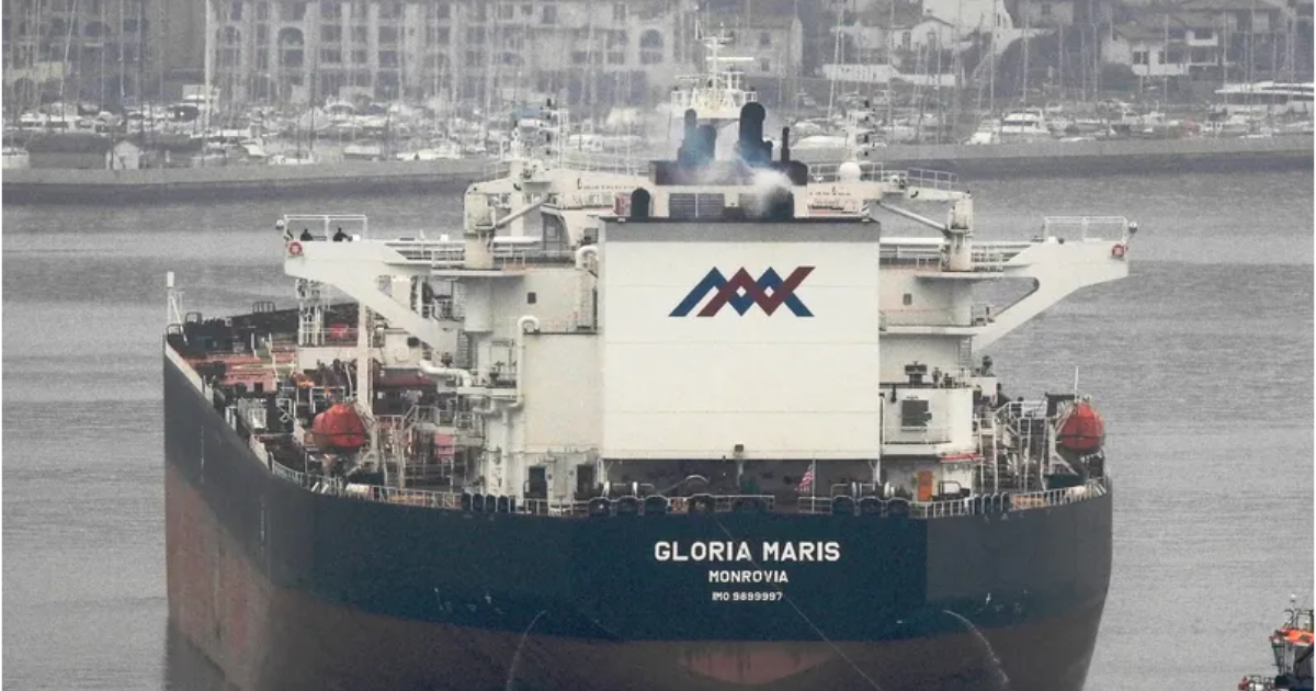 Gloria Maris ship sailing